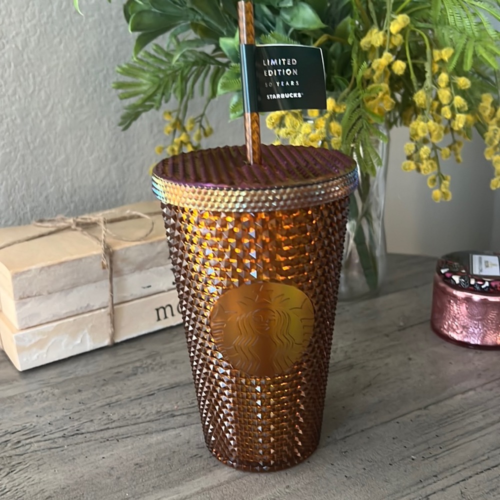 NEW COLLECTIBLE STARBUCKS 50 YEAR ANNIVERSARY LIMITED EDITION GOLD TUMBLER